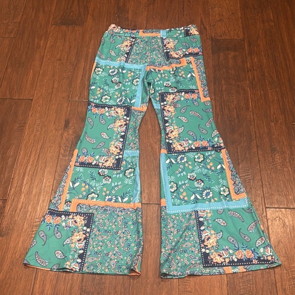 NWT! Large Floral Patchwork Flare Pants - Picture 2 of 11